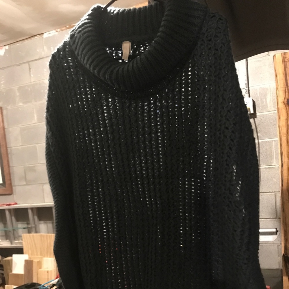 LC oversized knitted sweater